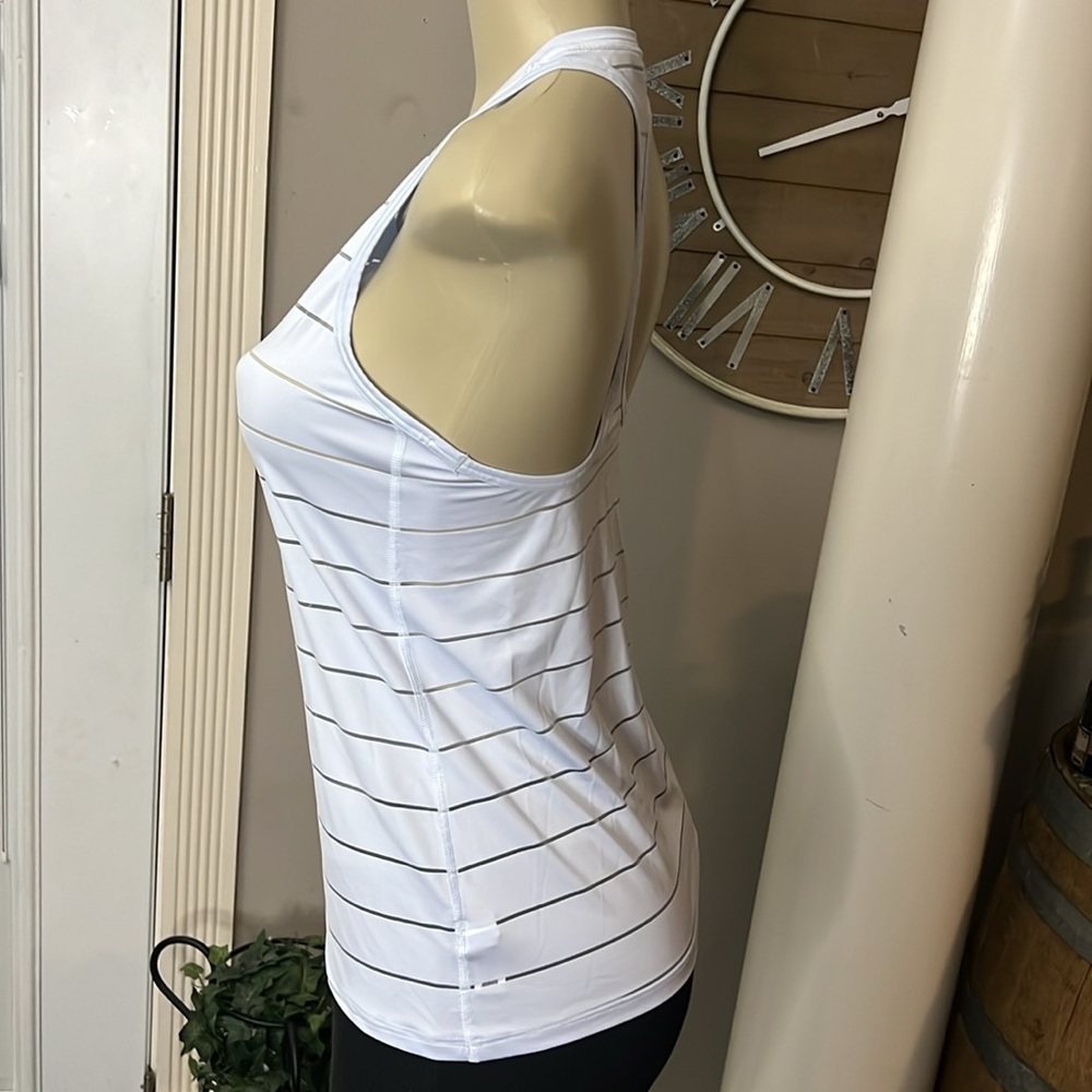 Athleta - Picture 2 of 5